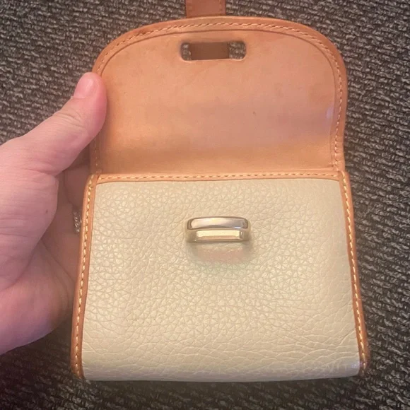 Vintage Dooney & Bourke wallet  All-Weather Leather collection pebbled leather - Picture 3 of 12